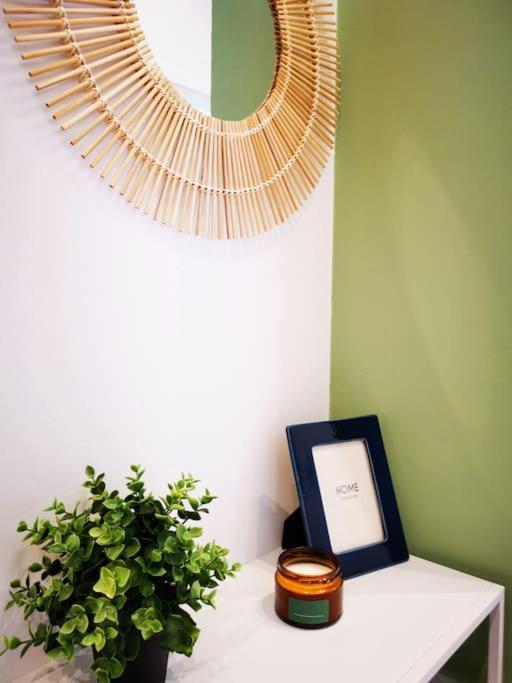 Sunny Flat 50 Meters From The Metro Apartment Milan Bagian luar foto